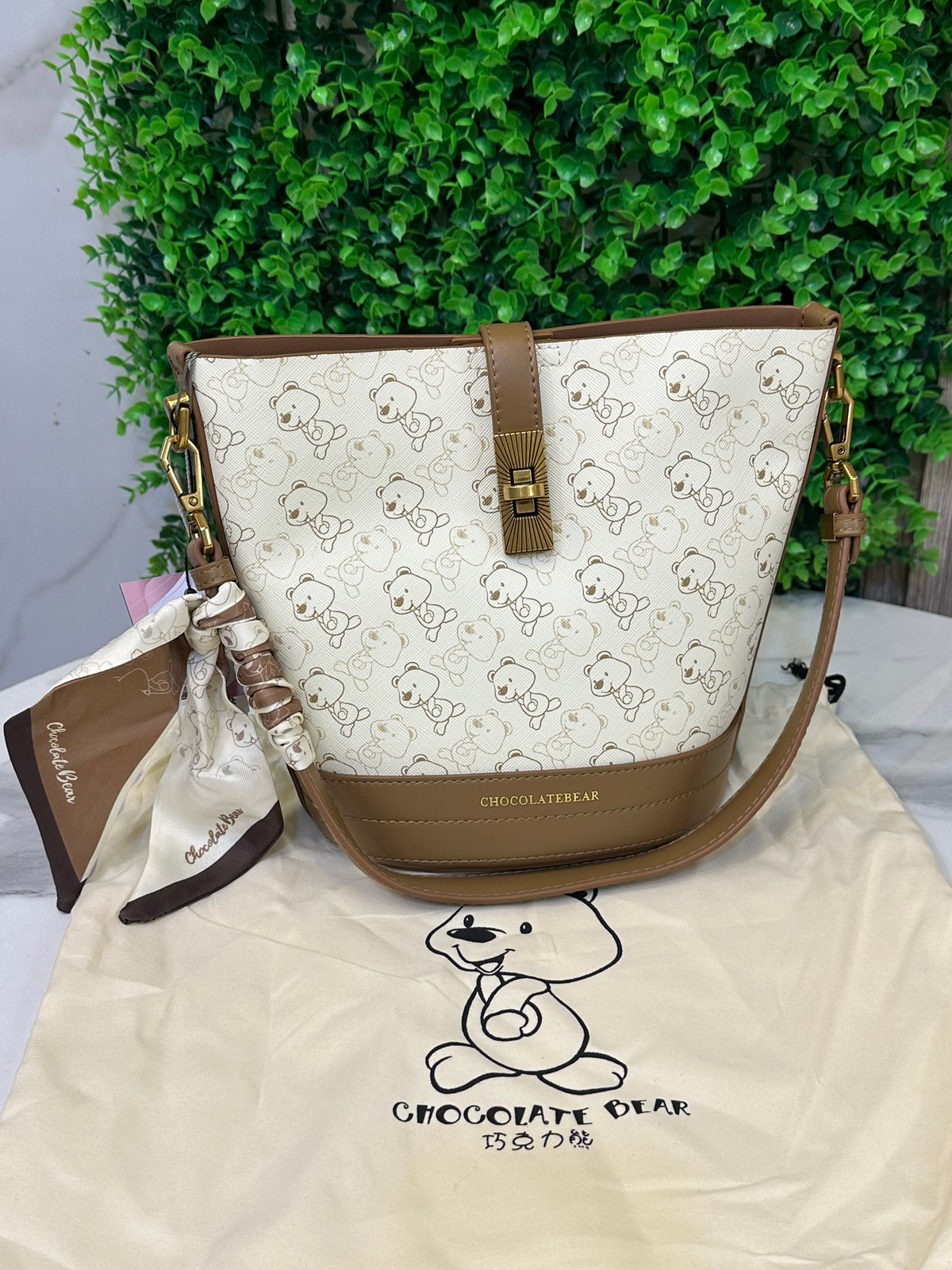 Chocolate Bear Bucket Bag