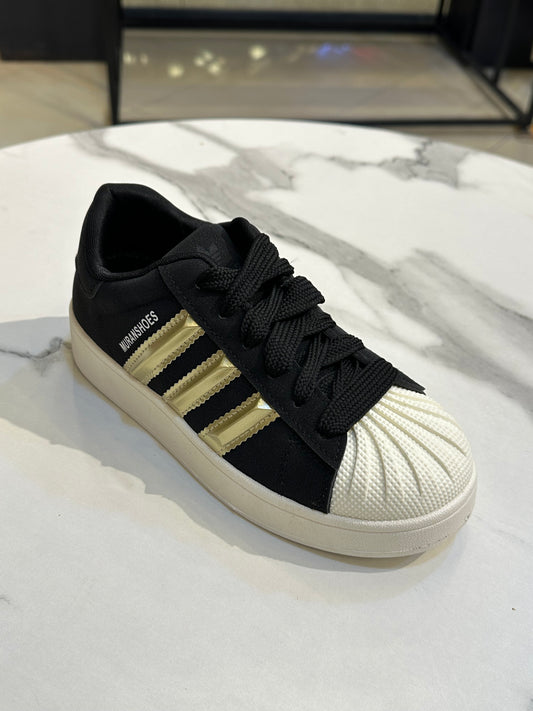 Classic Shell-Toe Platform Sneakers