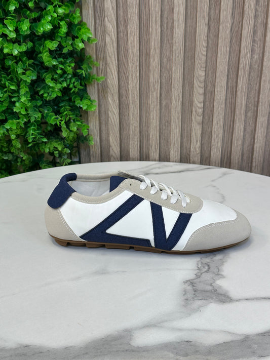 Casual Contrast-Panel Sneakers