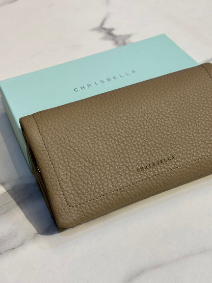 Crispella Foldable Magnetic Closure Women’s Wallet