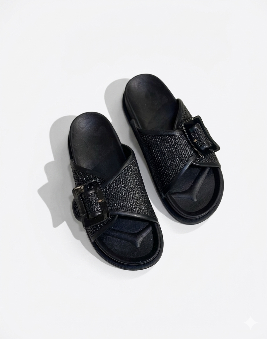Textured Buckle Slide Slipper for Everyday Comfort