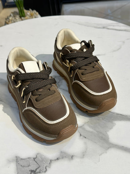 Luxe Detail chunky Sneaker