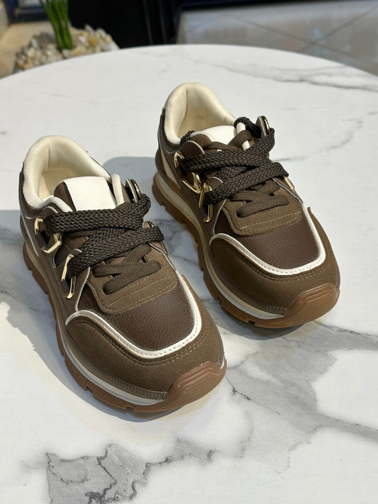 Luxe Detail chunky Sneaker