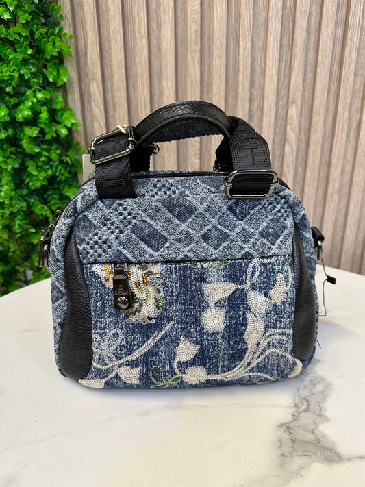 Embroidered Denim Convertible Shoulder Bag ✨