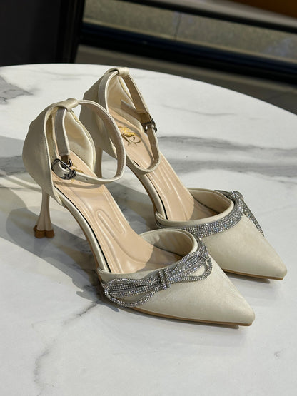 Crystal Bow Pointed Heel Pumps 7 cm