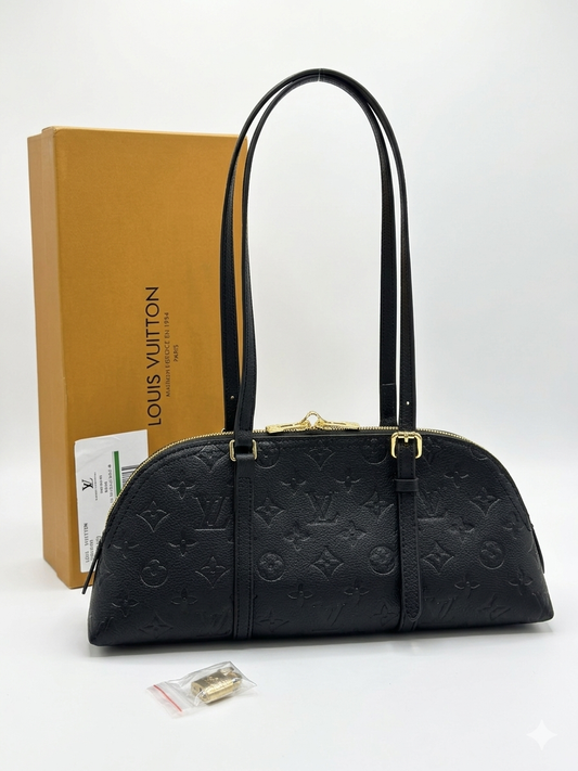 Elegant Embossed Leather Shoulder Bag with Structured Design