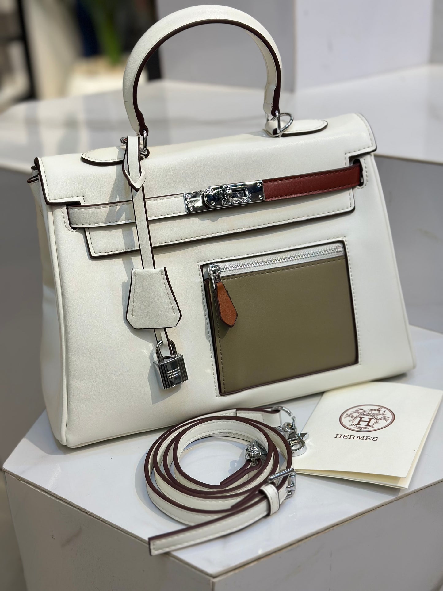 Hermès Mirror Quality Handbag with Full Accessories