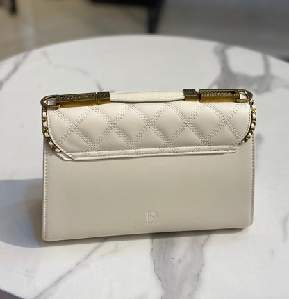 Antique Style Hand & Crossbody Bag – A True Statement Piece