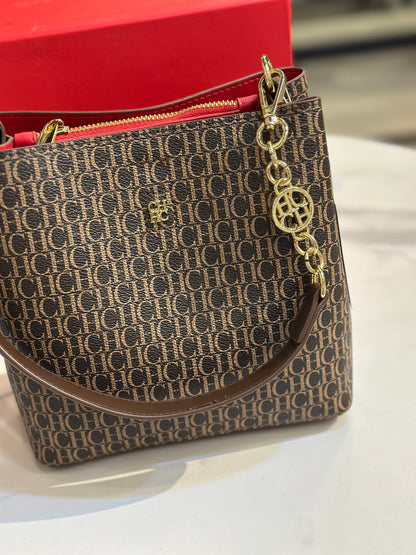 Elegant CH-Inspired Handbag – 2 Straps for Multiple Styles with Premium Box
