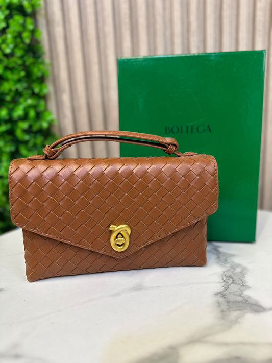 2-in-1 Woven Leather Handbag with Crossbody Strap