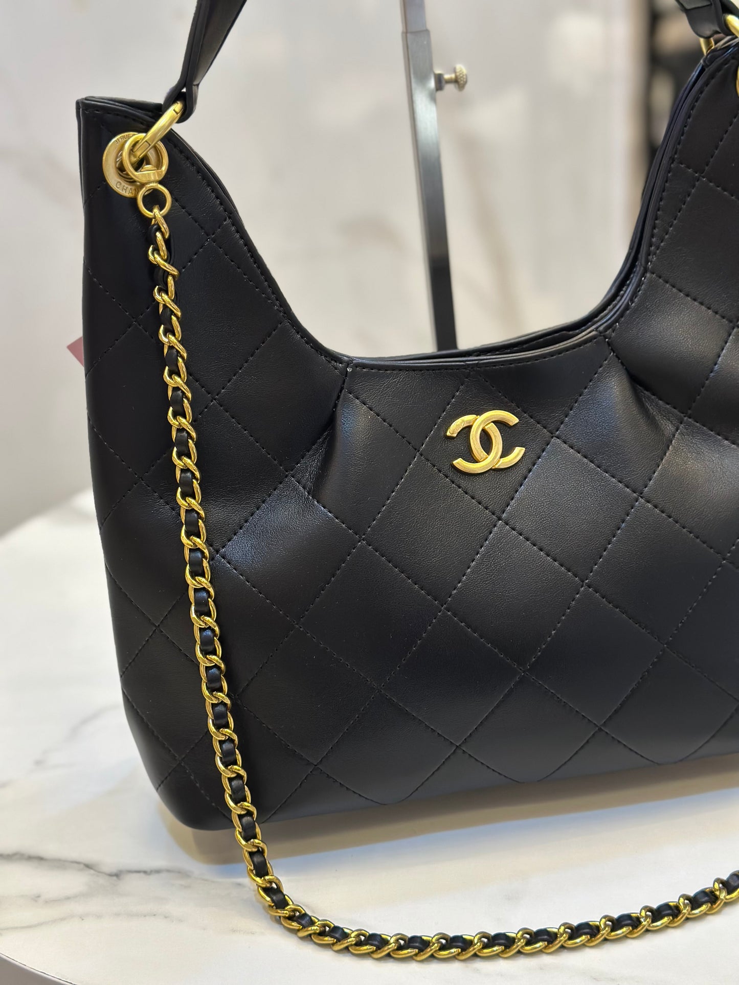 Chanel shoulder
