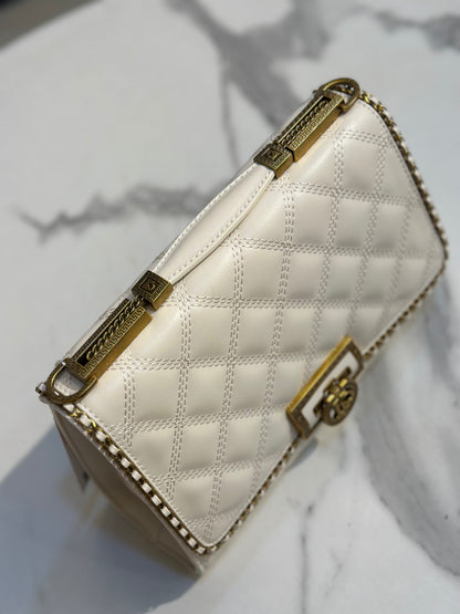 Antique Style Hand & Crossbody Bag – A True Statement Piece