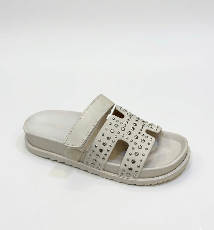 Studded Cutout Slide Sandals – Wide Strap Comfort Design