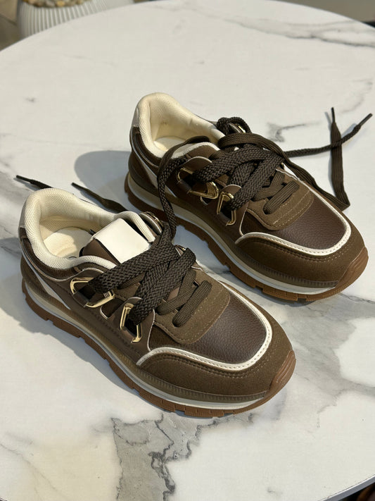 Luxe Detail chunky Sneaker