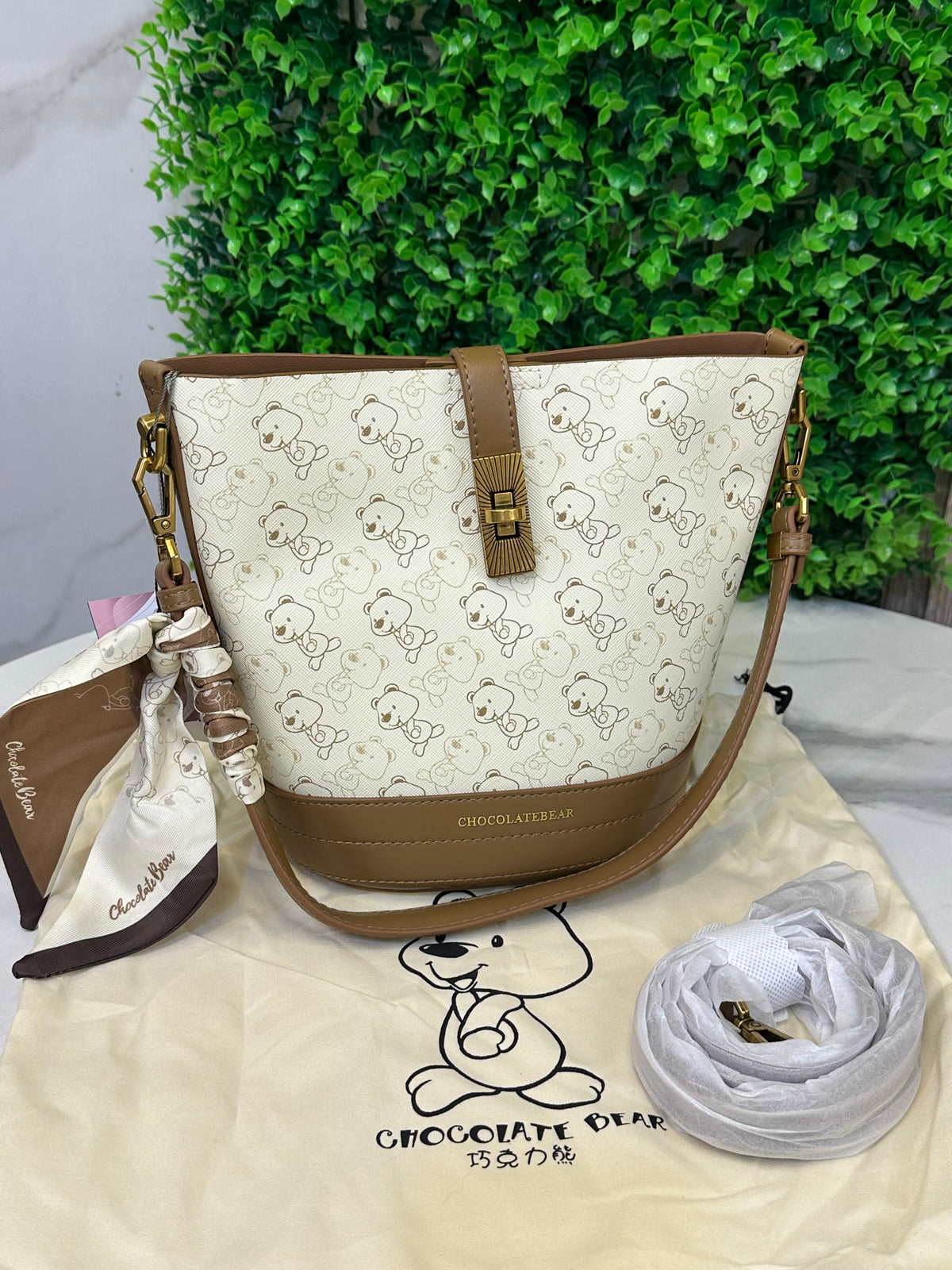 Chocolate Bear Bucket Bag