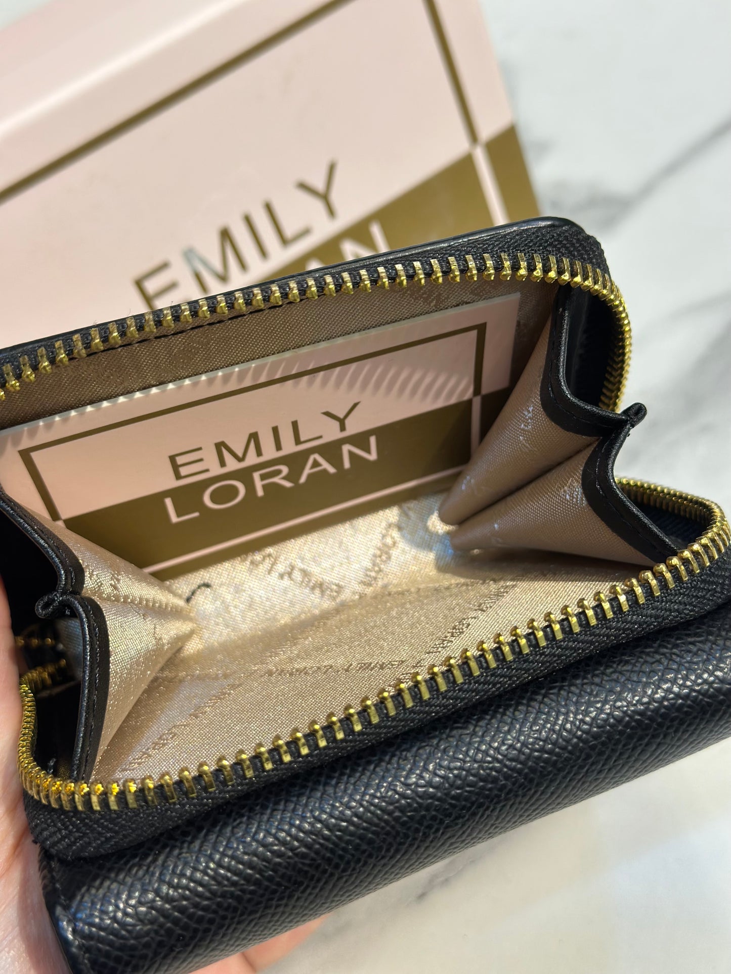 Emily loran Dual-Texture Leather Wallet with Zip Compartment
