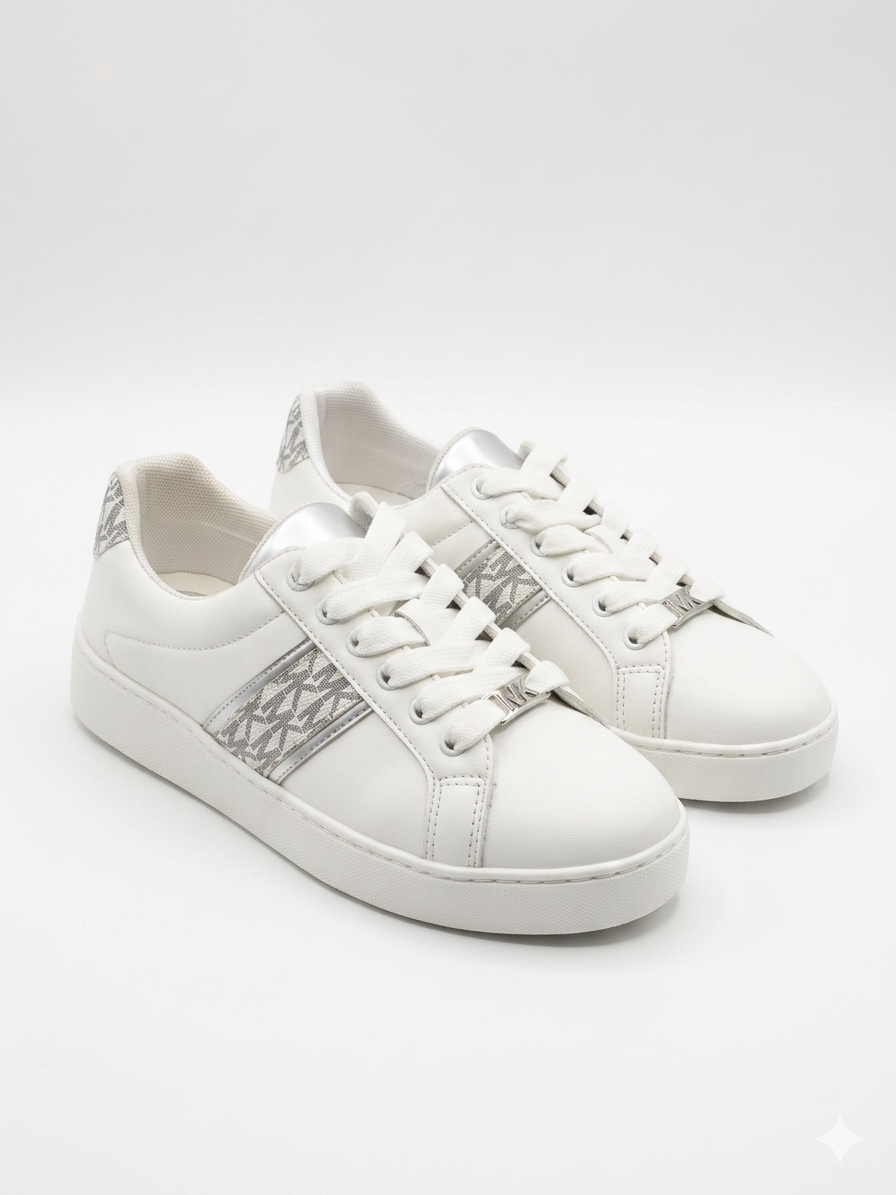 Everyday Chic Low-Top Sneakers