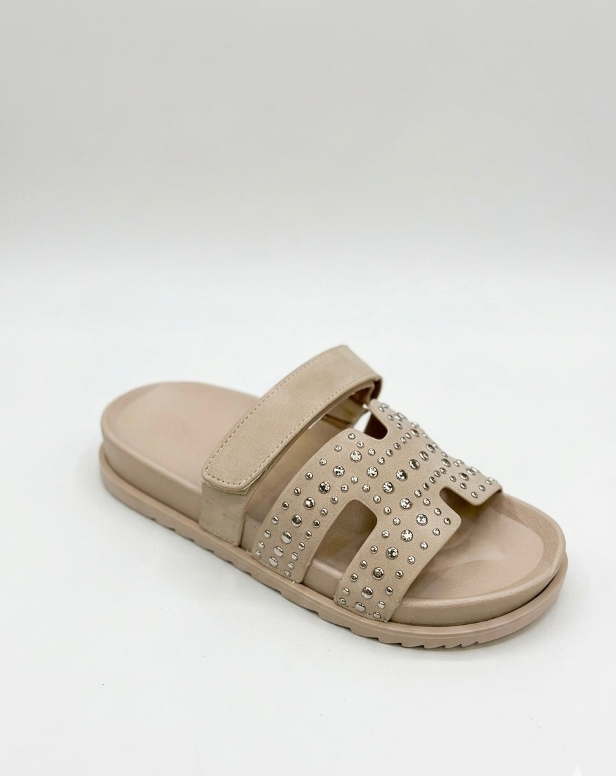 Studded Cutout Slide Sandals – Wide Strap Comfort Design