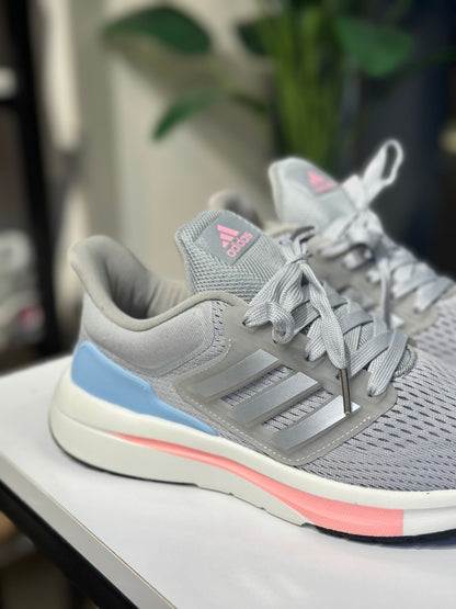 Running Sneakers – Vietnam Edition