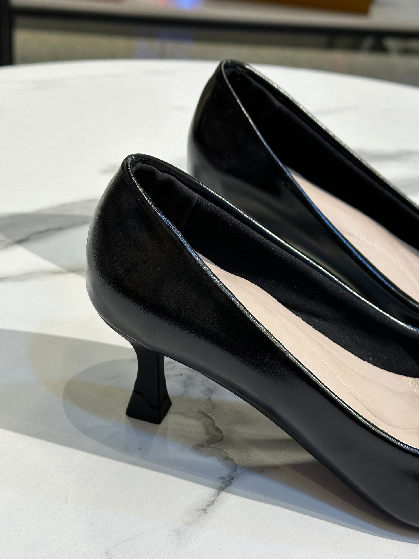 Metallic Pointed-Toe Low Heel Pumps 3 cm